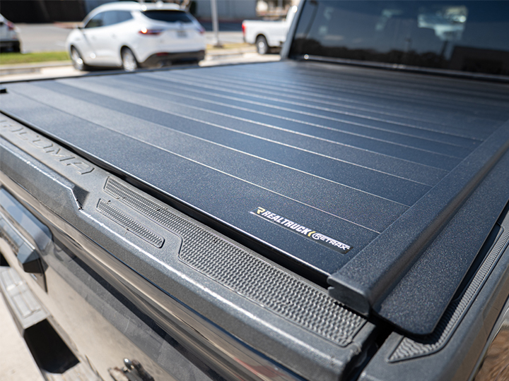 tonneau cover Retrax
